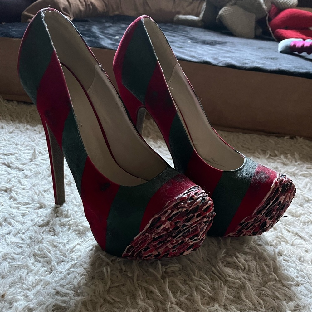 Nightmare on elm street Krueger platform stilettos with melting flesh